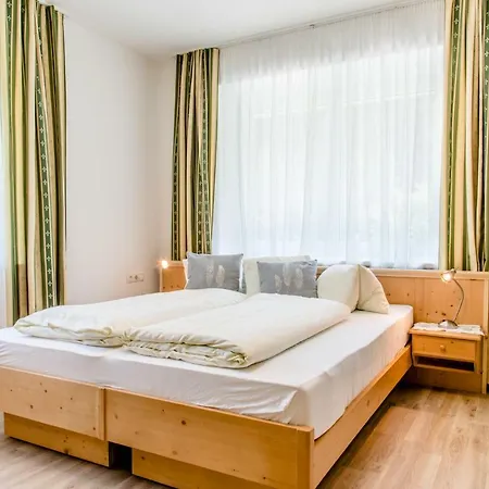 - Restaurant Bernthaler بيت ريفي Deutschfeistritz