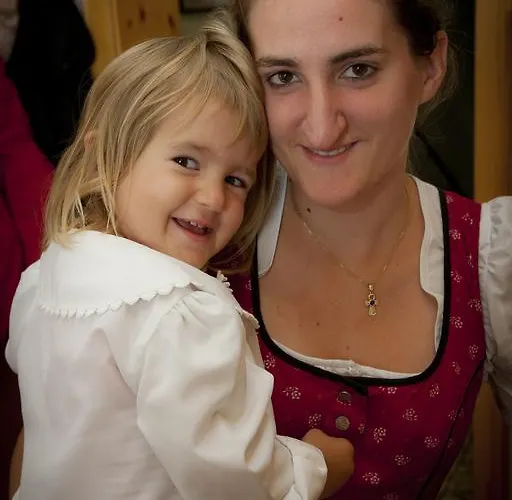 - Restaurant Bernthaler Herberg