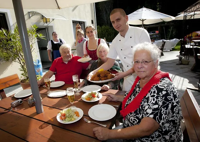 Inn - Restaurant Bernthaler