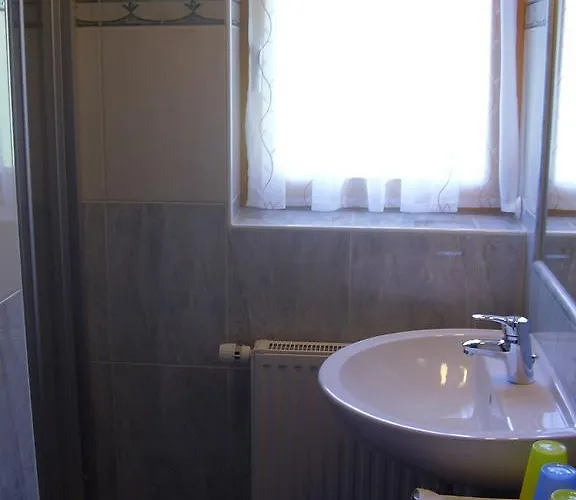 Inn - Restaurant Bernthaler 3*